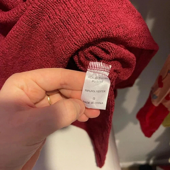GIGIO size Small  Women's Red Top NWT - Picture 4 of 4